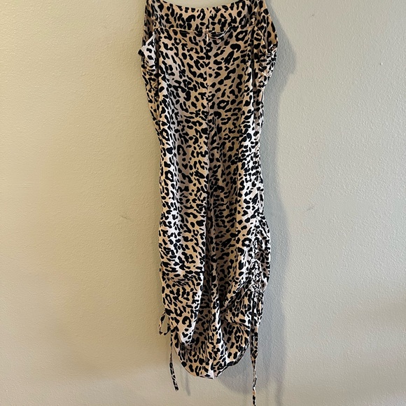 Sugarlips Black and Cream Spaghetti Strap Bodycon Mini Dress - Picture 2 of 9